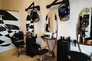 Gallinari Hair & Beauty Centre image