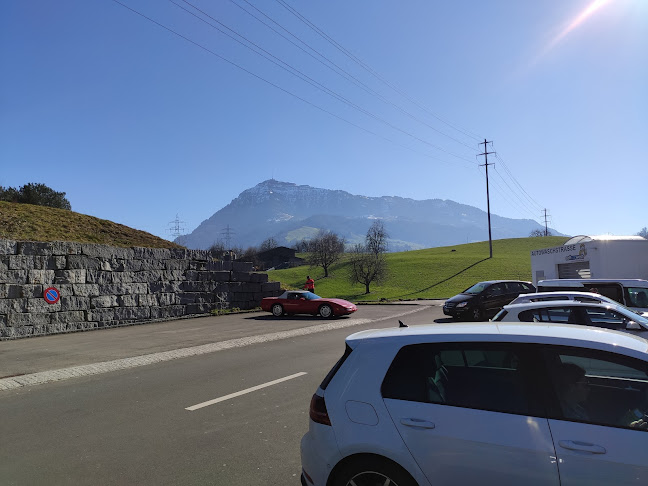 Rezensionen über Coop Pronto Shop mit Tankstelle Küssnacht am Rigi in Küssnacht SZ - Tankstelle