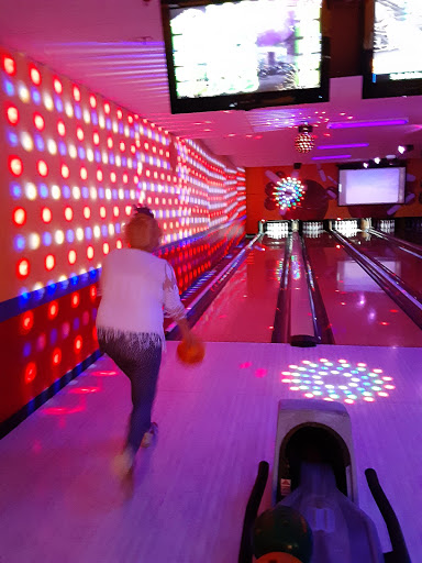 Bowling Alley «Mohegan Bowl», reviews and photos, 51 Thompson Rd, Webster, MA 01570, USA