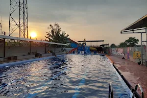Tumpi Swimming Pool & Cafe image