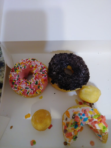 Donut Shop «Holey Sweet Donuts», reviews and photos, 90 GA-138 b, Stockbridge, GA 30281, USA