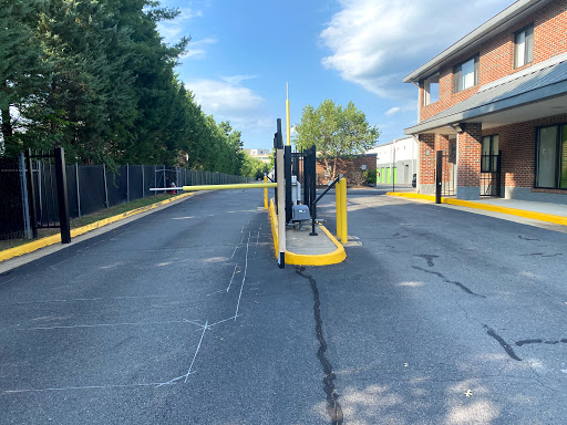 Storage Facility «Extra Space Storage», reviews and photos, 250 Spring St, Herndon, VA 20170, USA