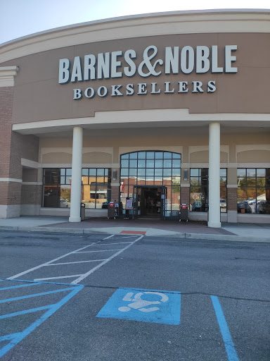 Book Store «Barnes & Noble», reviews and photos, 1245 NY-300, Newburgh, NY 12550, USA