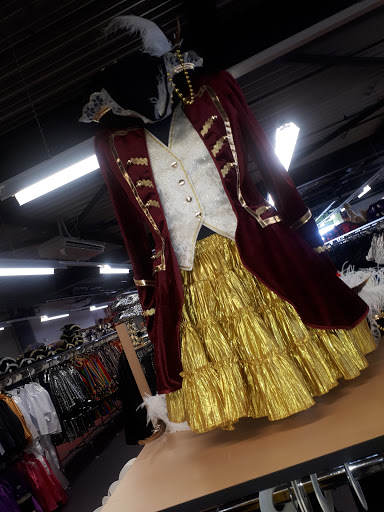 Stores to buy women's catrina costume Prague