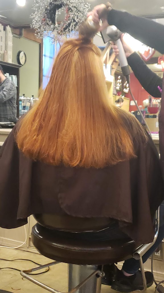 Highly Recommended Salon 18940