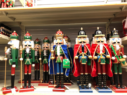 Home Goods Store «Christmas Tree Shops», reviews and photos, 41 Gusabel Ave, Nashua, NH 03063, USA