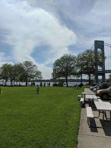 Community Center «Fort Hamilton Community Club», reviews and photos, 207 Sterling Dr, Brooklyn, NY 11252, USA