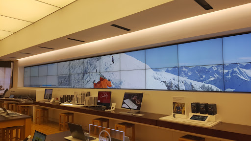 Computer Store «Microsoft Store - Scottsdale Fashion Square», reviews and photos, 7014 E Camelback Rd #1288, Scottsdale, AZ 85251, USA