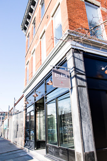 dry dock wine + spirits, 424 Van Brunt St, Brooklyn, NY 11231, USA, 