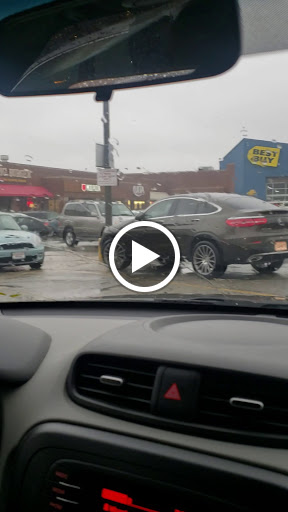 Shopping Mall «North & Sheffield Commons», reviews and photos, 1000 W North Ave, Chicago, IL 60642, USA