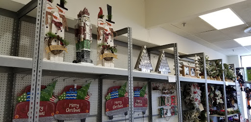 Home Goods Store «Tuesday Morning», reviews and photos, 1171 Maryland Ave, Hagerstown, MD 21740, USA