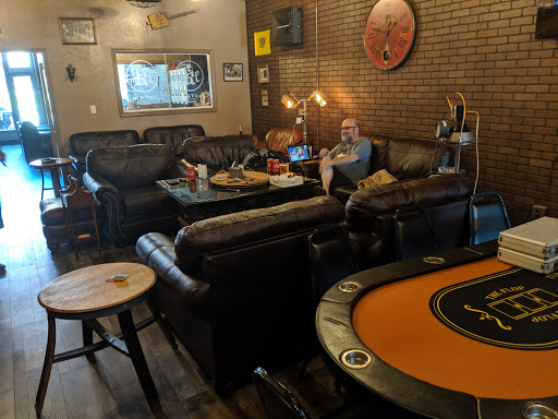 Tobacco Shop «Stogies Cigar Lounge», reviews and photos, 230 W Pine St, Lodi, CA 95240, USA