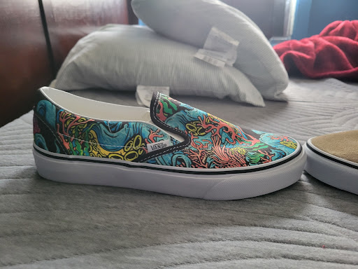 Shoe Store «Vans», reviews and photos, 300 Monticello Ave #121, Norfolk, VA 23510, USA