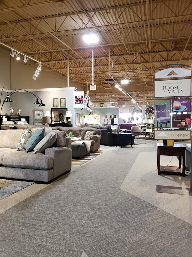 Furniture Store «Ashley HomeStore», reviews and photos, 1520 Spring Meadows Dr, Holland, OH 43528, USA