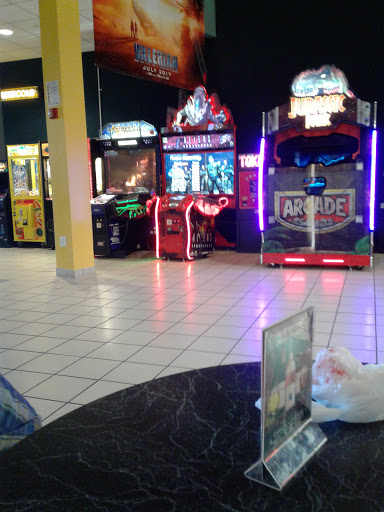 Movie Theater «Regal Cinemas Park Place 16 & RPX», reviews and photos, 7200 US-19, Pinellas Park, FL 33781, USA