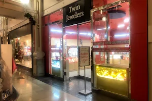 Twin Jewelers image