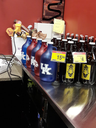 Shopping Mall «Meadowthorpe Shopping Center», reviews and photos, 1600 Leestown Rd, Lexington, KY 40511, USA