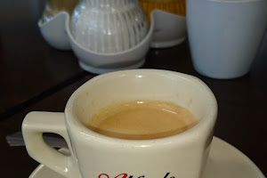 Esatto Bistro & Cafe