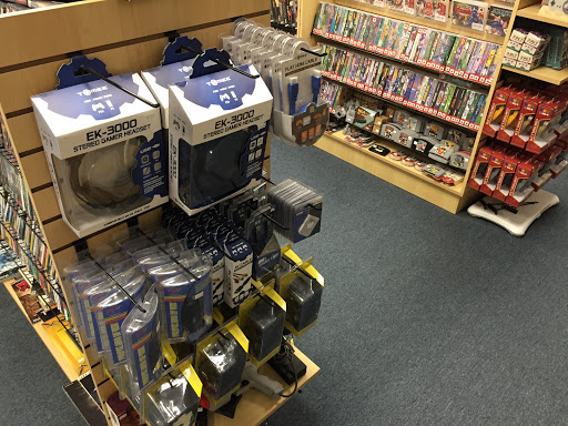 Video Game Store «Level Up Games, Comics, and More», reviews and photos, 207 13th Ave S, South St Paul, MN 55075, USA