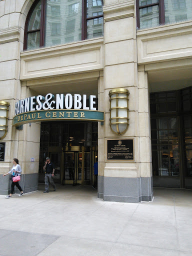 Barnes & Noble Chicago