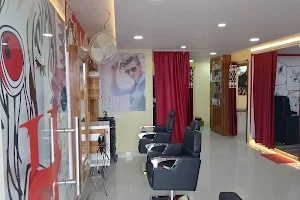 Jawed Habib Hair & Beauty Salon image