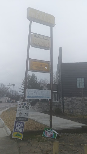 Grocery Store «J & B Market», reviews and photos, 403 Bridgeway Ave, Old Hickory, TN 37138, USA