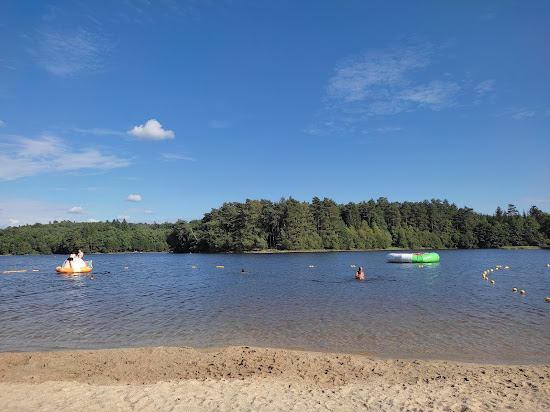 Plage du Lac de Feyt
