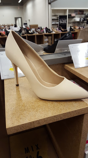 Shoe Store «DSW Designer Shoe Warehouse», reviews and photos, 4345 U.S. 9, Freehold, NJ 07728, USA
