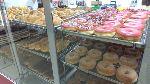 Donut Shop «Donut King», reviews and photos, 150 W Grant Rd, Tucson, AZ 85705, USA