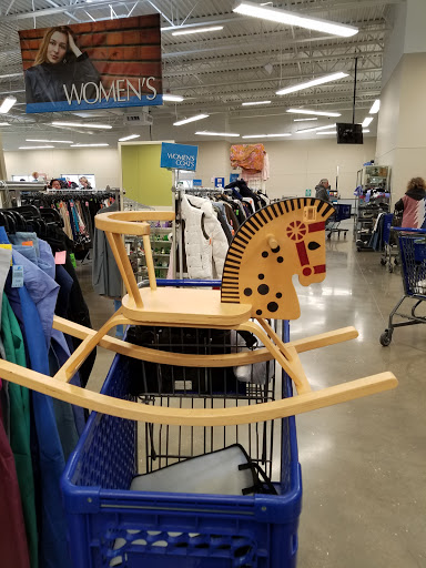 Thrift Store «Goodwill Store & Donation Center», reviews and photos, 5518 Touhy Ave, Skokie, IL 60077, USA