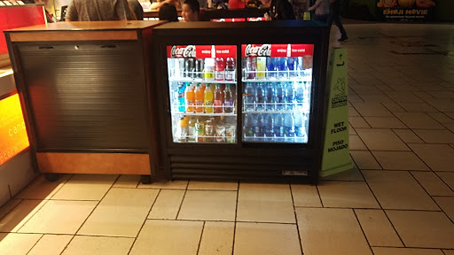 Movie Theater «Cinemark Ridgmar 13», reviews and photos, 2300 Green Oaks Rd, Fort Worth, TX 76116, USA