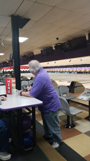 Bowling Alley «AMF Noble Manor Lanes», reviews and photos, 2440 Noblestown Rd, Pittsburgh, PA 15205, USA
