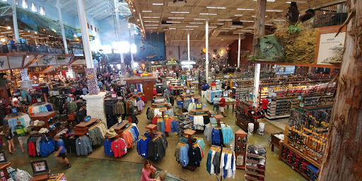 Sporting Goods Store «Bass Pro Shops», reviews and photos, 10040 Gulf Center Dr, Fort Myers, FL 33913, USA