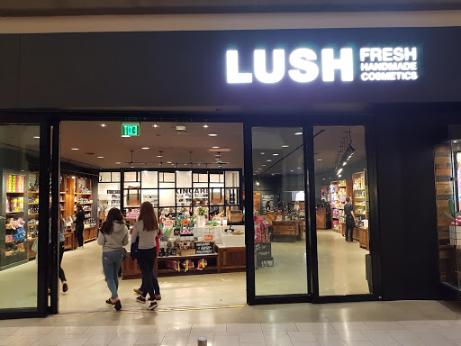 Cosmetics Store «LUSH», reviews and photos, 575 Bellevue Way NE #128, Bellevue, WA 98004, USA