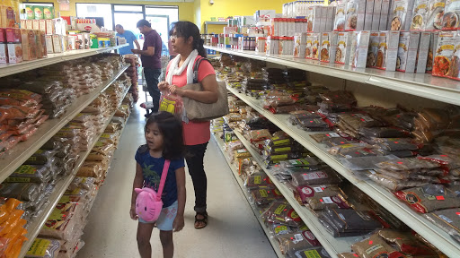 Grocery Store «Shree Gopu Grocery», reviews and photos, 295 Daniel Webster Hwy #6, Nashua, NH 03060, USA