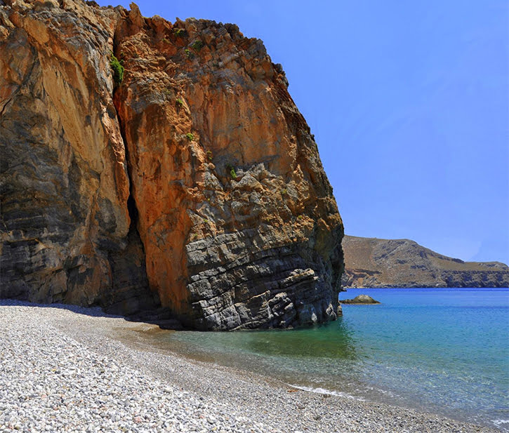 Fotografija Kaminaki beach z visok stopnjo čistoče