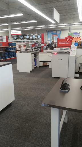 Office Supply Store «Staples», reviews and photos, 380 Sunrise Hwy, Patchogue, NY 11772, USA