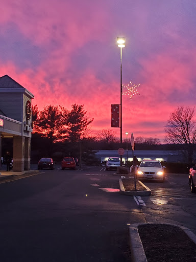 Shopping Mall «Southbury Plaza Shopping Center», reviews and photos, 100 Main St N, Southbury, CT 06488, USA