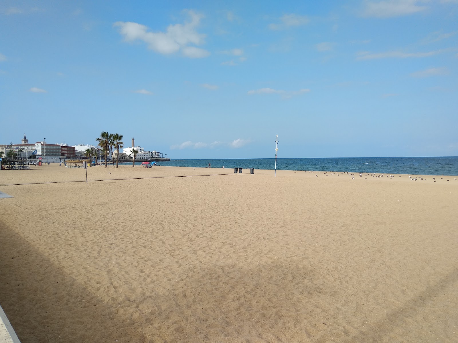 Fotografie cu Playa de Regla cu nivelul de curățenie înalt