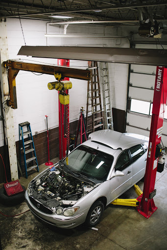 Auto Repair Shop «Jefferson Motor Services Inc», reviews and photos, 37089 Jefferson Ave, Harrison Charter Township, MI 48045, USA