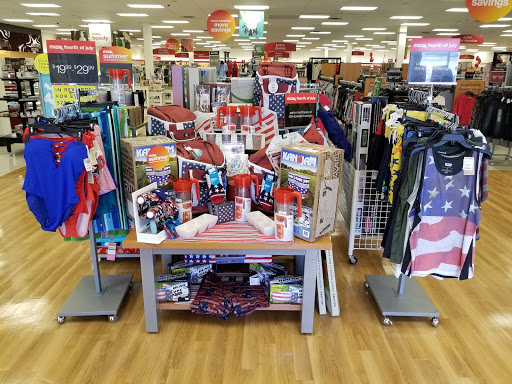 Department Store «T.J. Maxx», reviews and photos, 1650 Miami Gardens Dr, North Miami Beach, FL 33179, USA