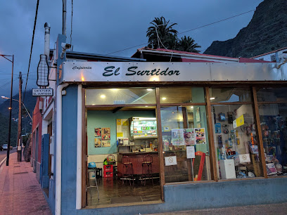 Cafetería El Surtidor - C. las Palmas, 211A, 38820 Hermigua, Santa Cruz de Tenerife, Spain