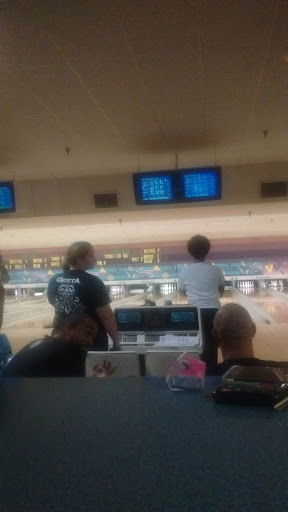 Bowling Alley «Village Lanes», reviews and photos, 330 N Hardee St, Durham, NC 27703, USA