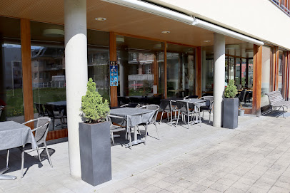 ARGO Café-Restaurant/Wohnheim
