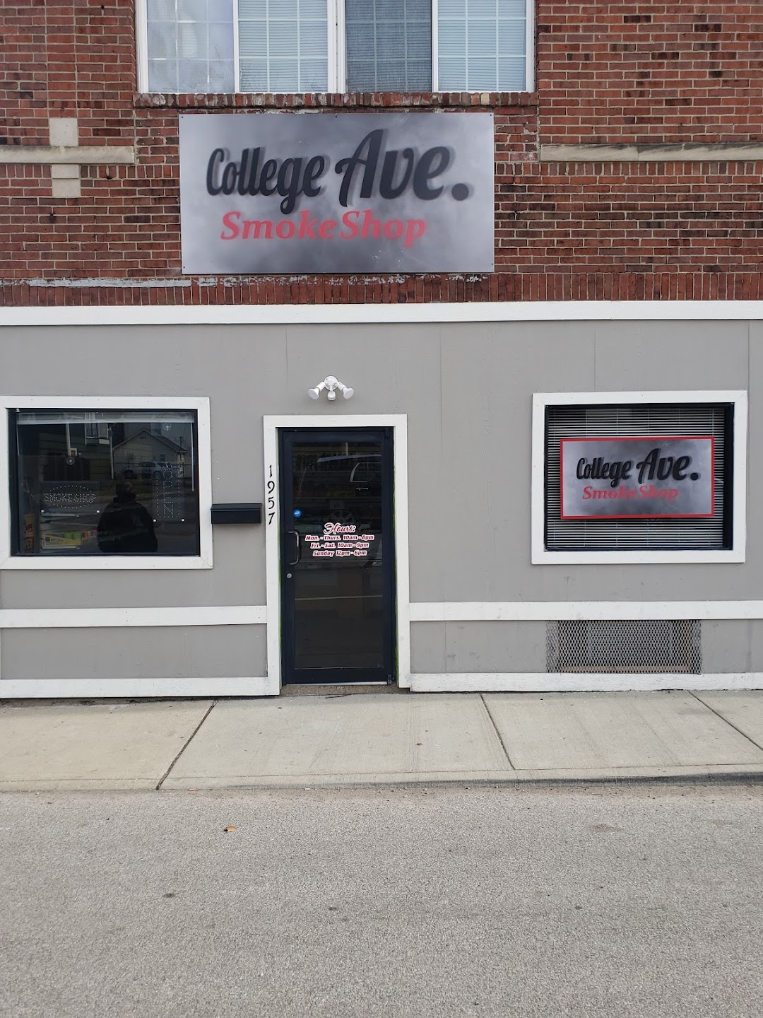 College Ave Smoke Shop