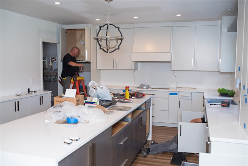 Electrician «Chicago Electrician - Arnold Electric Services», reviews and photos, 6645 N Oliphant Ave, Chicago, IL 60631, USA