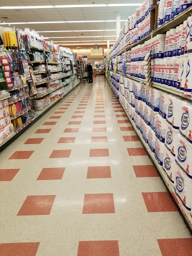 Grocery Store «Market Basket», reviews and photos, 352 W Center St, West Bridgewater, MA 02378, USA