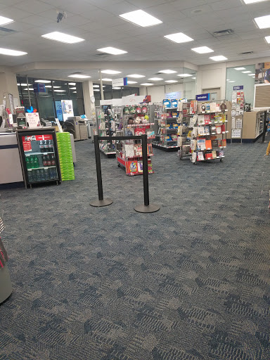 Print Shop «FedEx Office Print & Ship Center», reviews and photos, 908 Springfield Commons Dr, Raleigh, NC 27609, USA