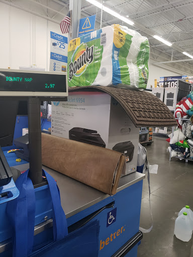 Discount Store «Walmart», reviews and photos, 199 JT Connell Hwy, Newport, RI 02840, USA