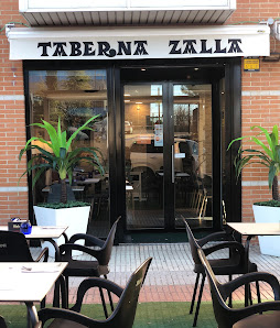 Taberna Zalla C. de Federico Mompou, 6, Fuencarral-El Pardo, 28050 Madrid, España